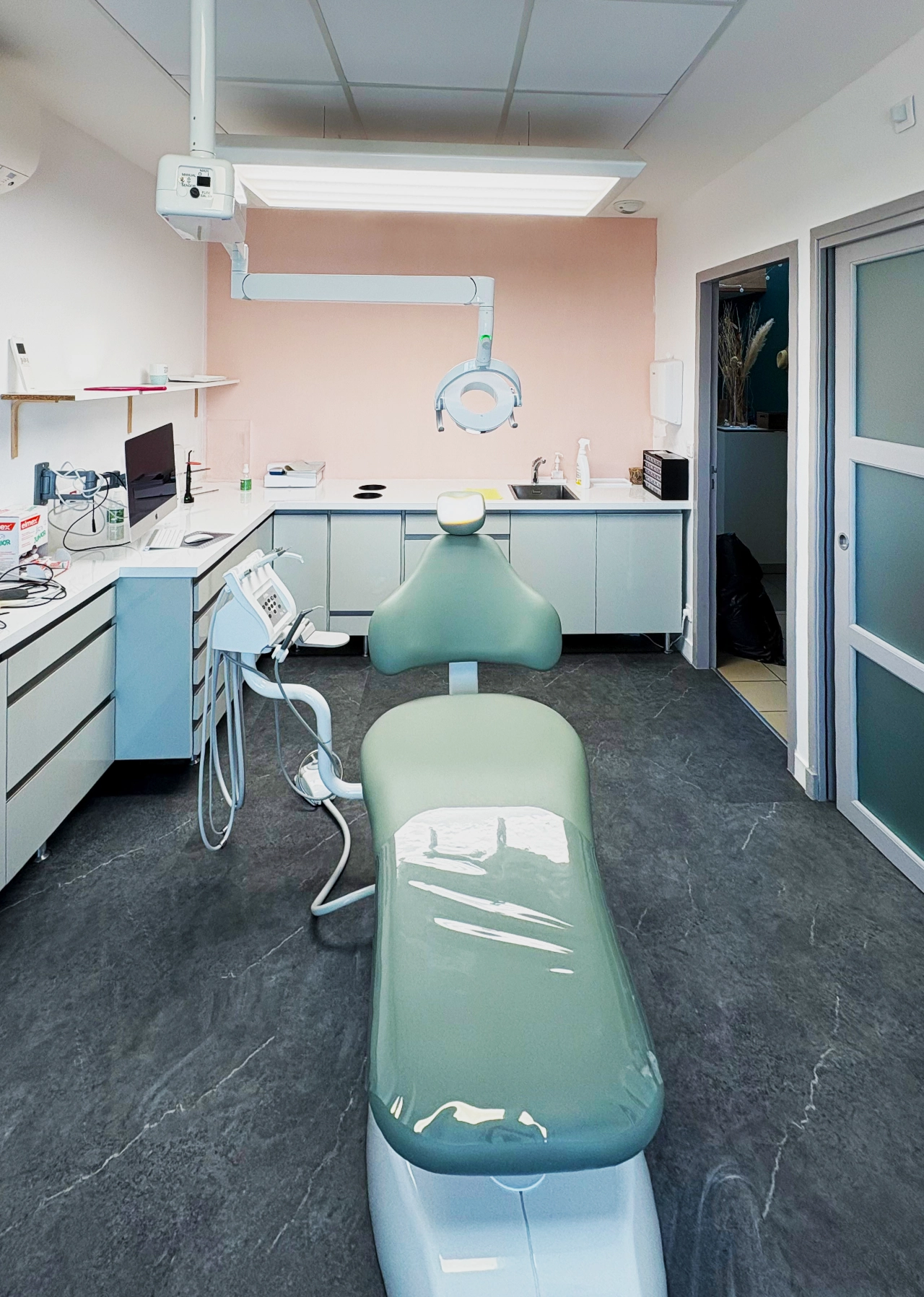 Image de cabinet dentaire 6 - Access Dental